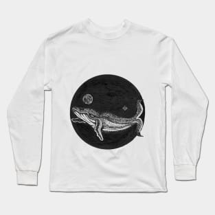 Hand inked whale with moon and northern light in the deep black ocean Long Sleeve T-Shirt